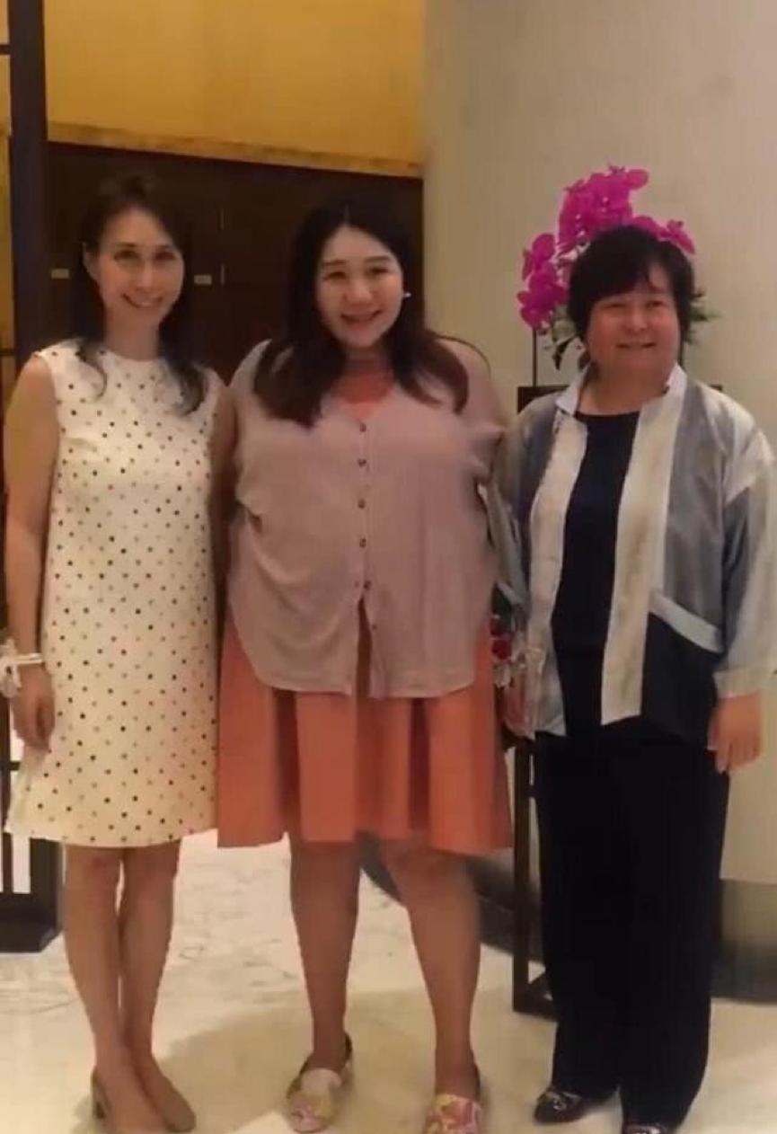 何超蕸,赌王眼中的最能帮忙女儿 何超蕸,赌王眼中的最能帮忙女儿