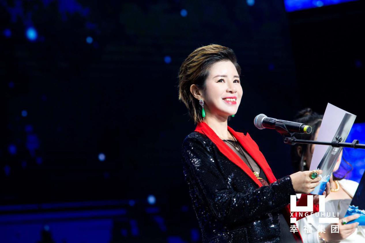 从去年谁也踢不过到今年谁也踢不过,足球场上的王者归来与挑战升级 从去年谁也踢不过到今年谁也踢不过,足球场上的王者归来与挑战升级