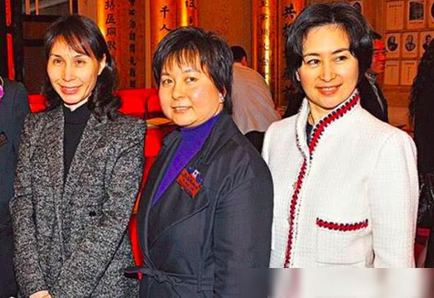 赌王之女何超蕸的离世，家族悲痛与时代记忆的消逝