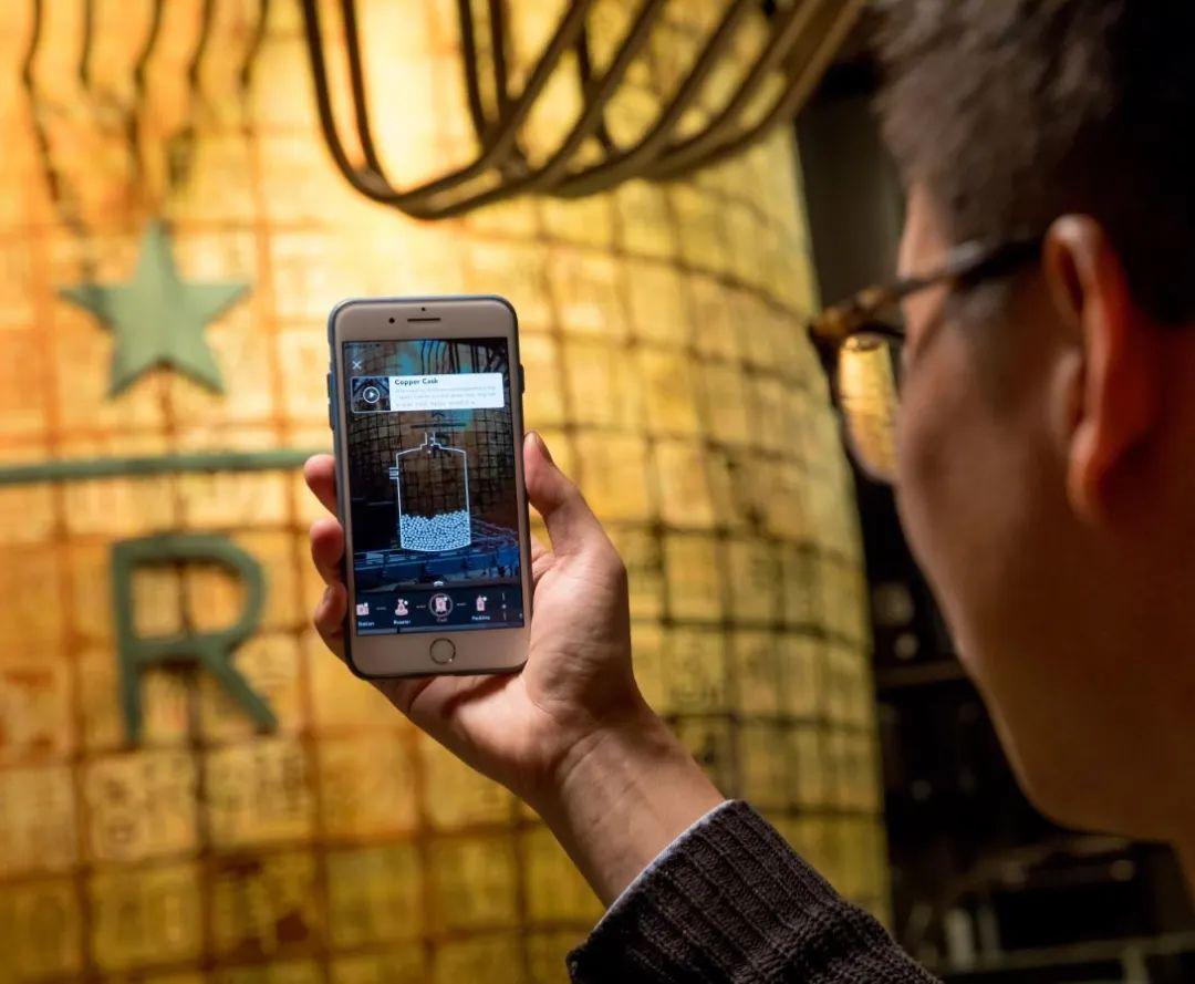 跨越语言障碍，老外手势点餐与中国老板的默契瞬间