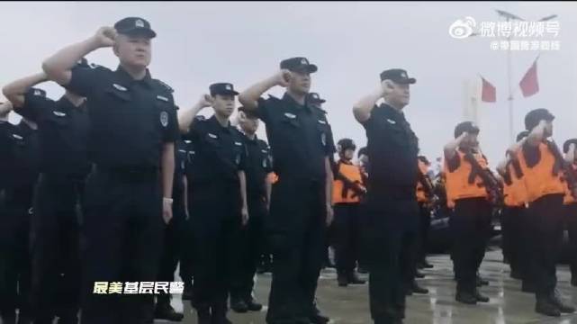 护住周深的常州保安，平凡中的英雄光辉