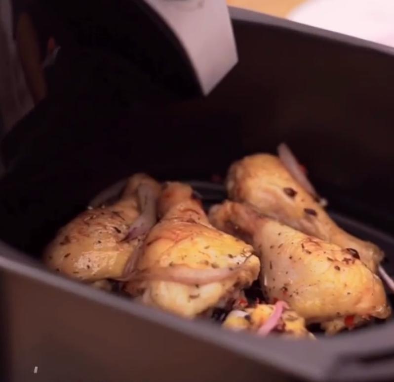 业主炸锅，800万豪宅变身学生宿舍引爆社区争议