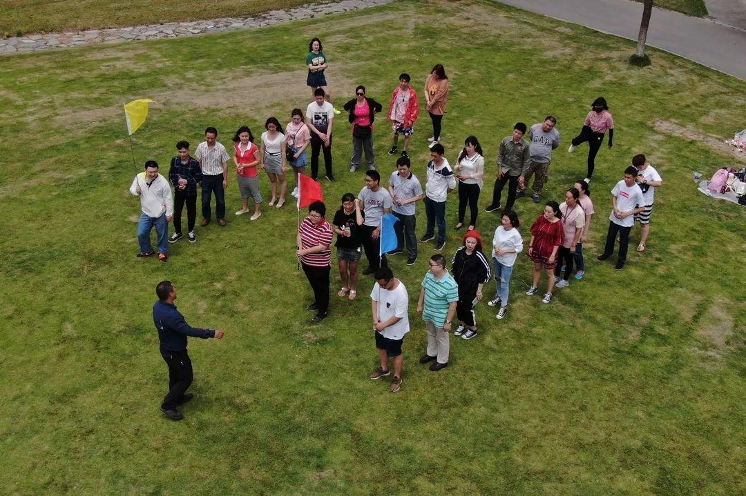 常州红黄蓝早教，启蒙之光的温暖启航