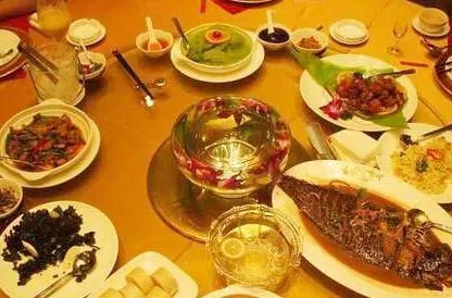 脑溢血与饮食健康的紧密联系，科学饮食，守护生命