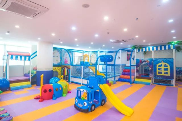 嘟嘟宝贝早教中心，启迪未来，从心开始