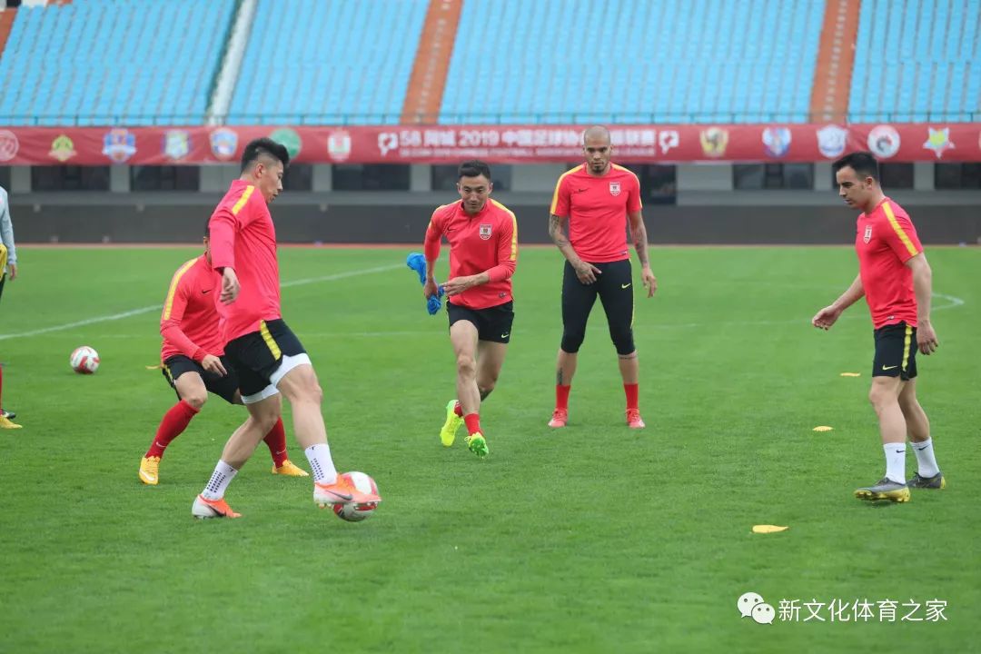 辽足与亚泰,东北德比的不朽传奇 辽足与亚泰,东北德比的不朽传奇