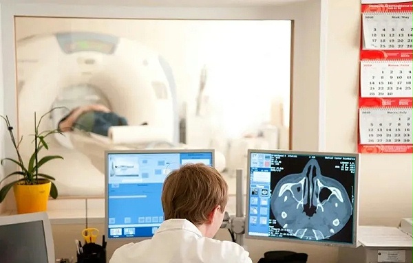 警惕！1.5元收一张旧CT片，背后的真相与风险